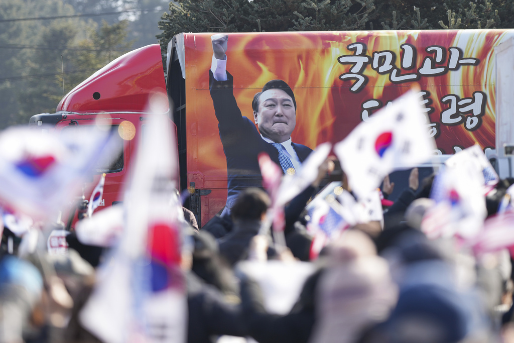 快新聞/南韓憲政史上首次! 總統尹錫悅凌晨遭法院裁定羈押