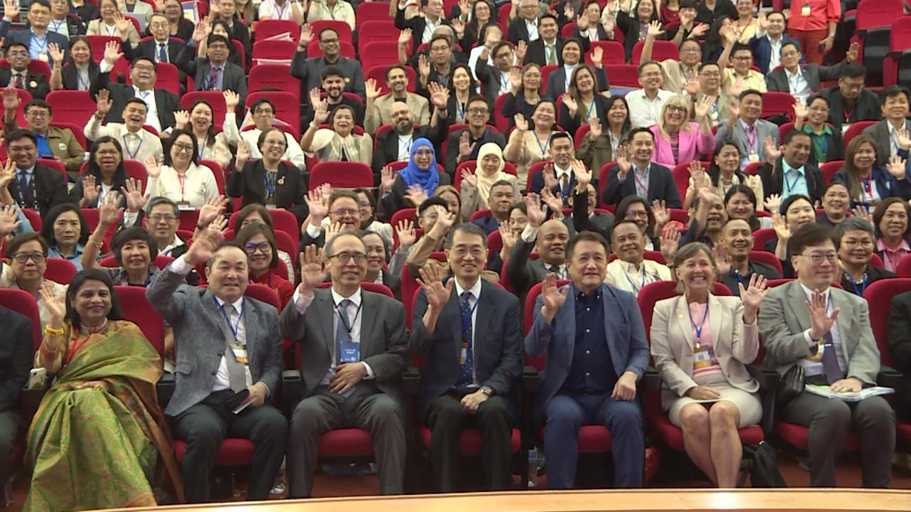 HLU年會暨WURI世大創新排名典禮在暨南大學 高教領袖聚山城