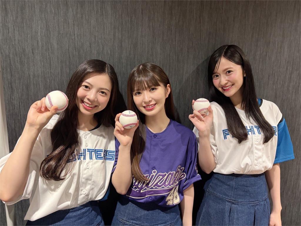 日職(影)／開球大暴投！人氣女團「乃木坂46」為火腿開球亂噴　網：捕手不知怎麼接