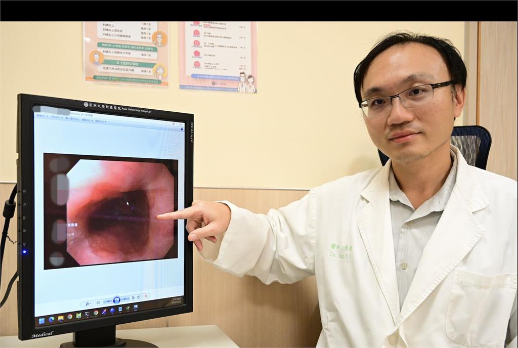 男業務「夜夜被胃酸嗆醒」   單純胃食道逆流？醫揭背後更大魔王