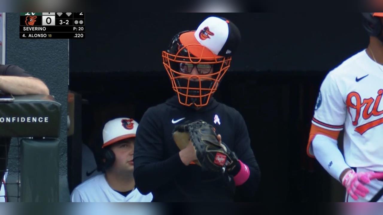 MLB(影)/今年大聯盟最危險的位置在這裡!金鶯總教練驚魂未定「差點又爆頭!」