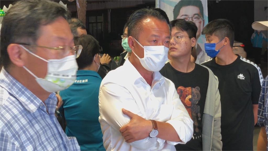 嘉義縣長之爭！　翁章梁連任成功、王育敏祝賀