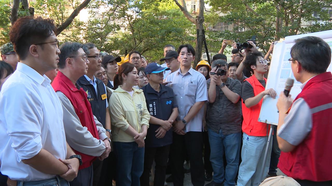 巴威來勢洶洶！　卓榮泰視察內湖金龍里　　對議員喊話：我也是來陳情的