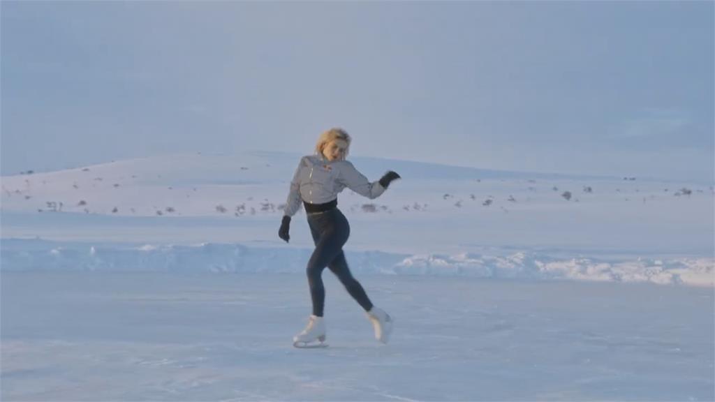 冰天雪地中翩然起舞 芬蘭選手<em>北極圈</em>滑冰