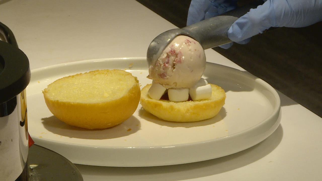 知名甜品推「烤冰淇淋堡」掀熱潮 外熱內冷獨特口感超享受