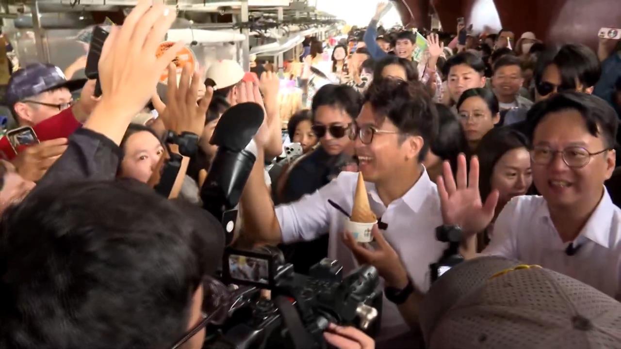 洋流號跨縣市啟程到新竹！　沈伯洋合體莊競程車掃現場擠爆
