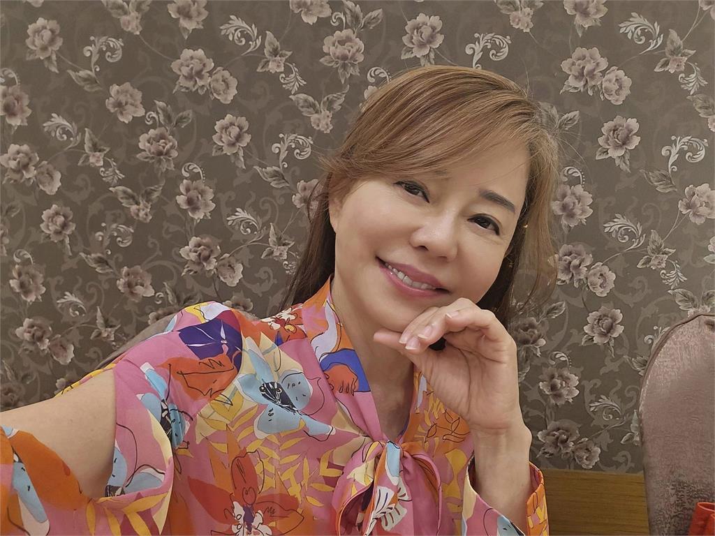 狄鶯不認孫安佐是媽寶！她揭兒子6歲「就豪捐10萬」善行原因曝光