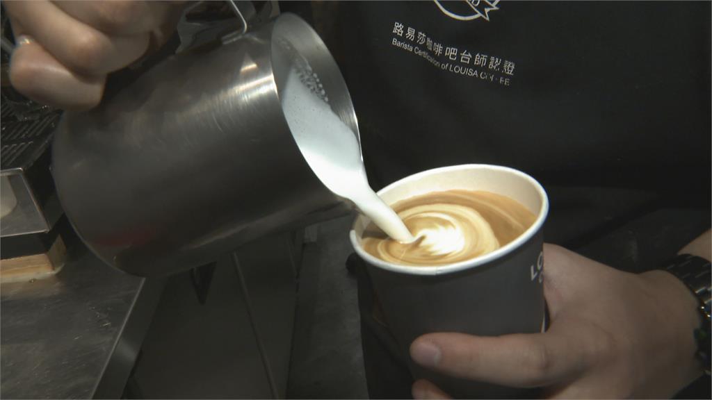 台灣人一年能喝掉28億杯咖啡！業者老是推「買一送一」卻不降價有原因