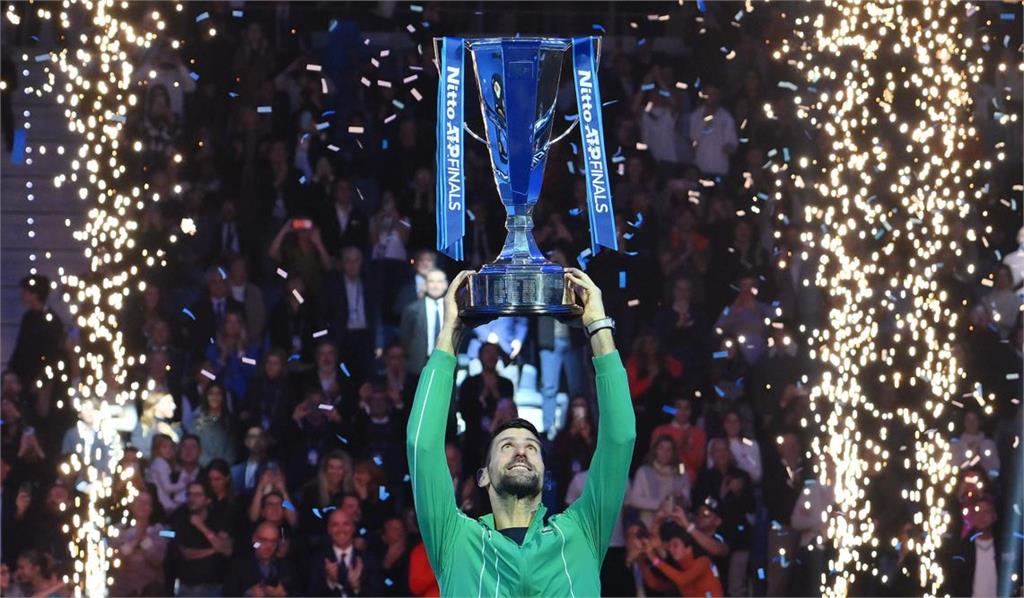 快新聞／花103分力退地主選手　<em>喬科維奇</em>ATP年終賽破紀錄奪第7冠