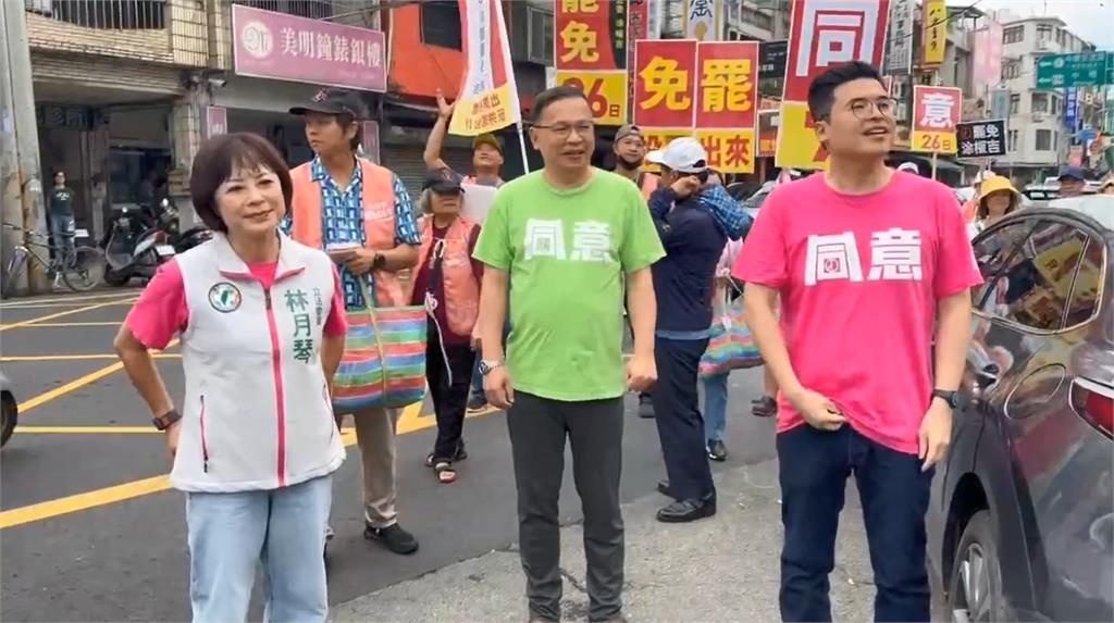 快新聞/救台灣!大罷免黃金週日 憨川挺進新屋、楊梅拜票「民眾嗨翻」
