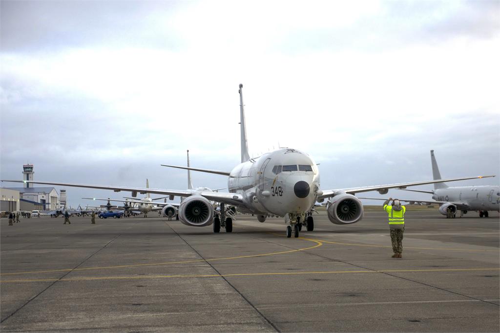 快新聞／美P-8A反潛機上午沿台灣海峽中線航行　國防部綿密掌握動態