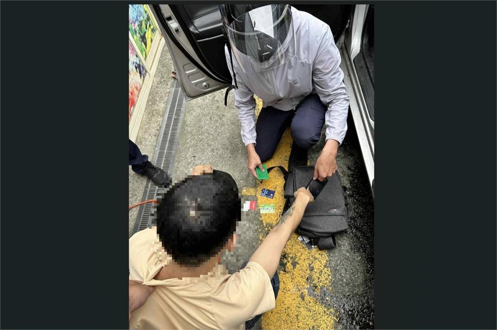 普發1萬元成新詐術　結合假檢警騙帳戶詐51萬元
