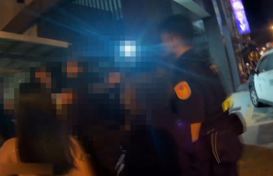 前女友穿著火辣開趴！　男子吃醋撂人鬧場遭警壓制