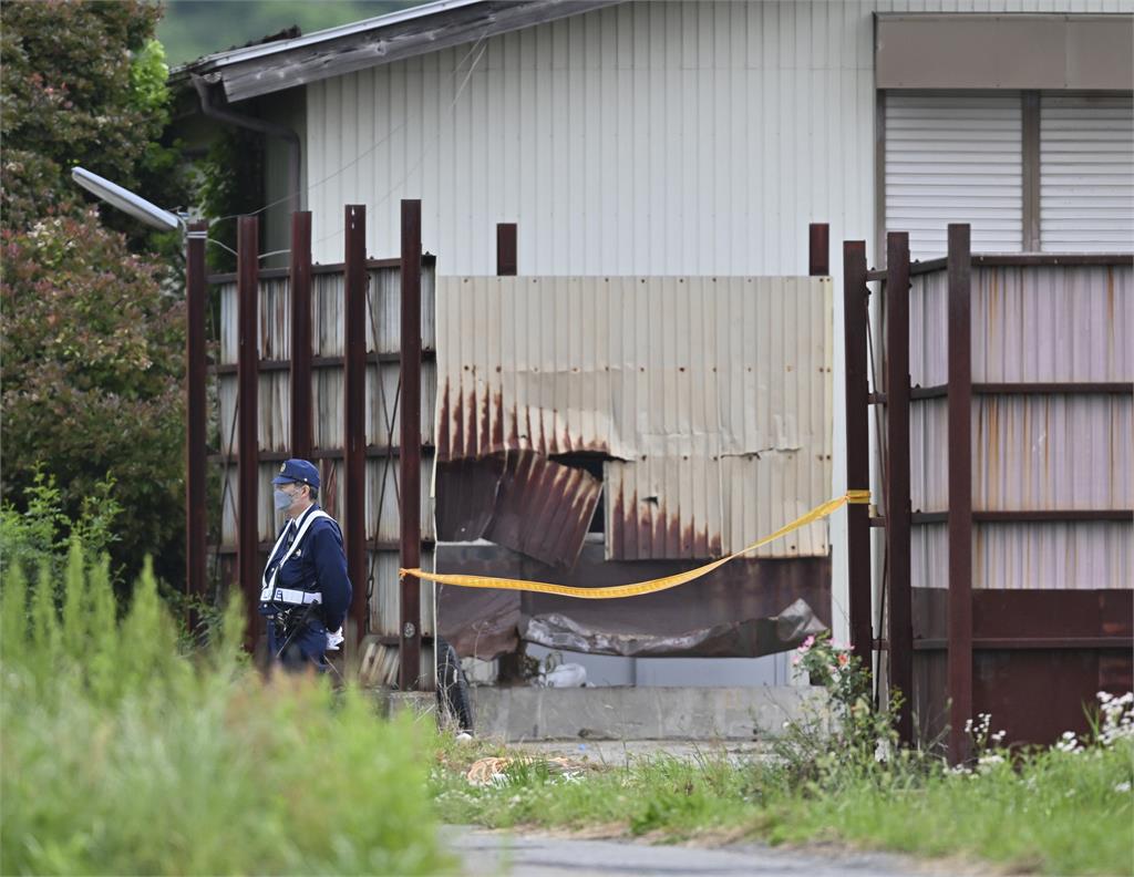 快新聞／日本中野市議長兒持刀槍殺2警2婦　父親今辭去職務獲准