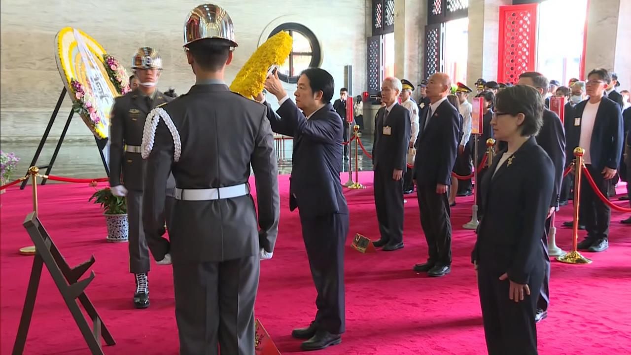 「台灣不拿槍桿子紀念和平」　賴總統軍人節赴忠烈祠秋祭