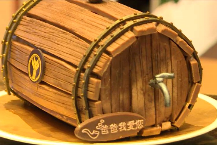 黑膠唱盤成了蛋糕？爸爸節蛋糕造型百變