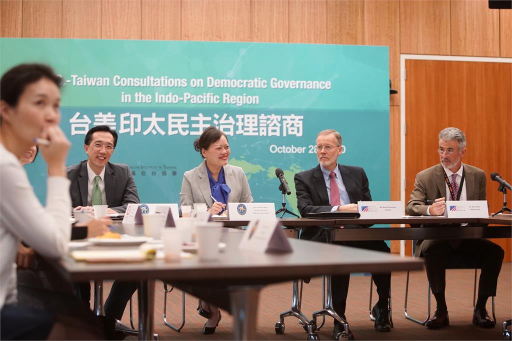 快新聞／美國際民主協會與共和研究所在台設處 蕭美琴：展現對台灣民主重視
