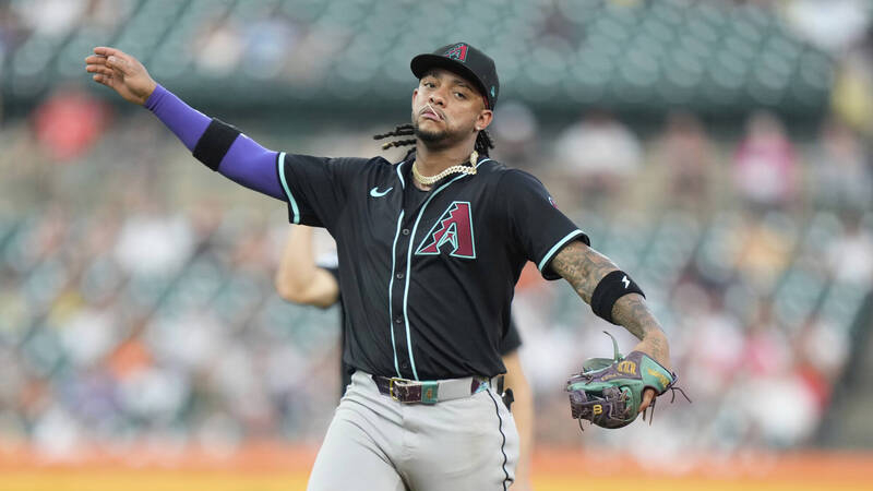 MLB／響尾蛇明星二壘手太常「請假」！外媒爆料「隊友不滿」他「這麼做」