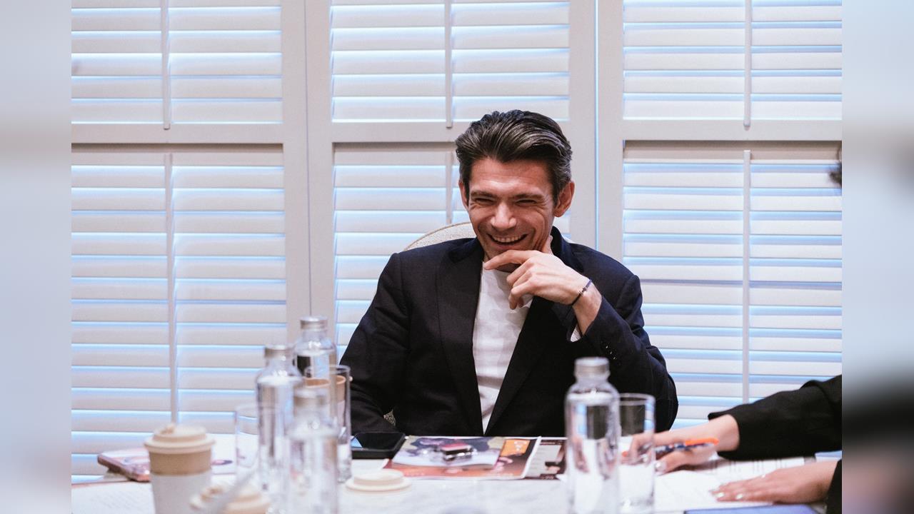 快新聞/就是愛台灣!國際動盪傳遞愛與和平 卡普松用音符凝聚人心