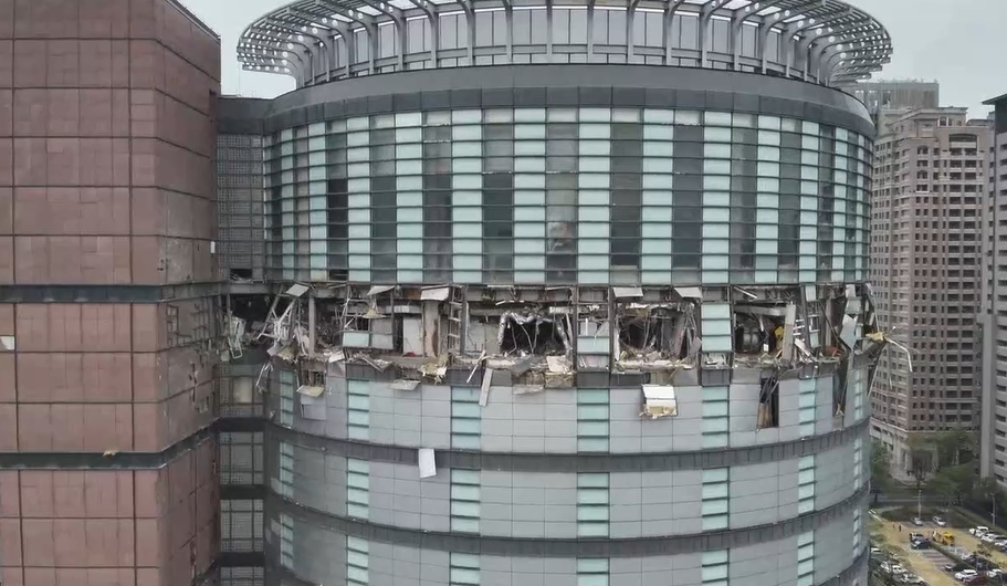 台中新光三越爆炸後「這3500人」該怎辦？櫃姐曝悲慘現實面：無薪假、調櫃