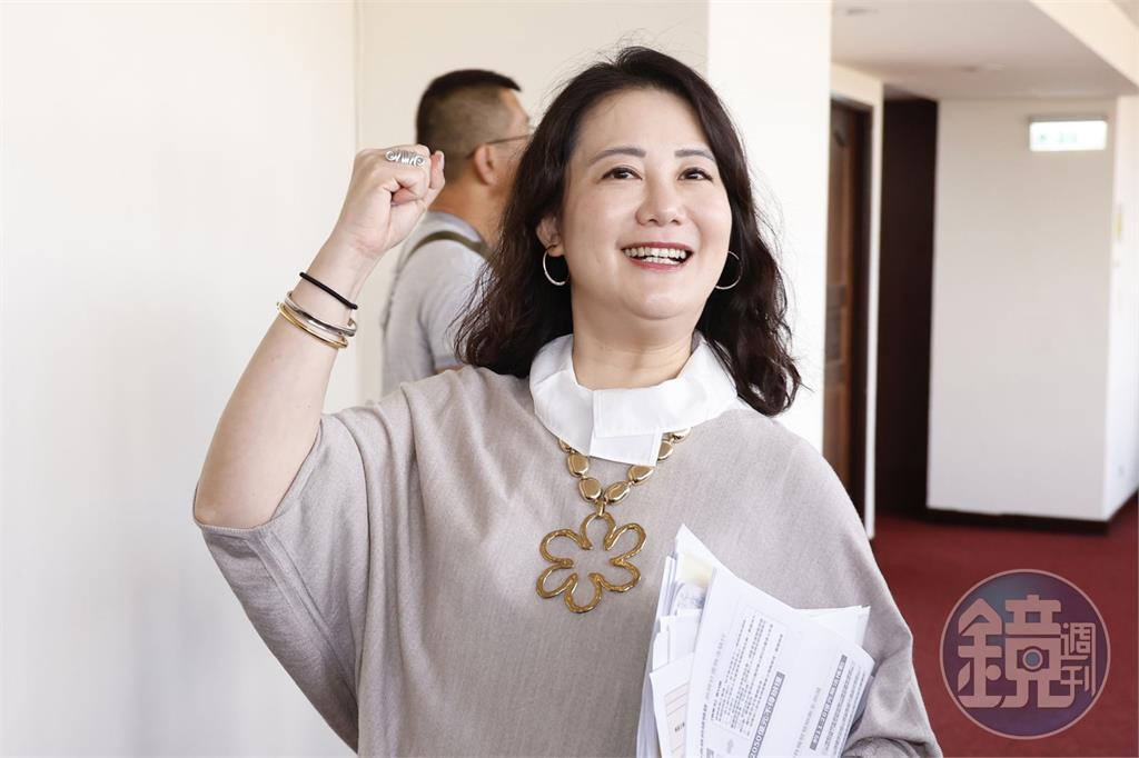 柯建銘、王世堅中常會爭辯　吳思瑤：這就是民進黨可愛及可貴之處