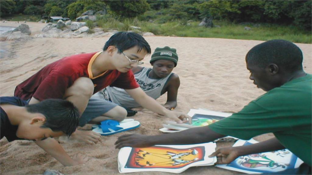 學霸曾赴非洲行醫！　國民女婿羅一鈞感情受矚
