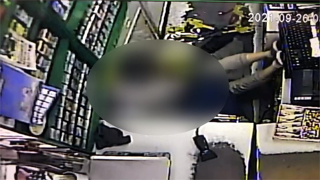徒手挖女店員雙眼 暴力男找老弱下手