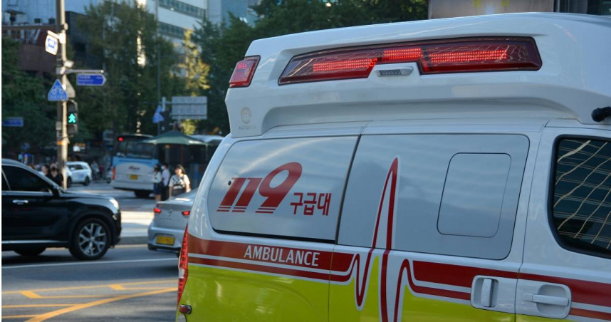 南韓高中生昏迷遭多家醫院急診拒收致死　議員揭露：14家醫院「沒一間願意收他」