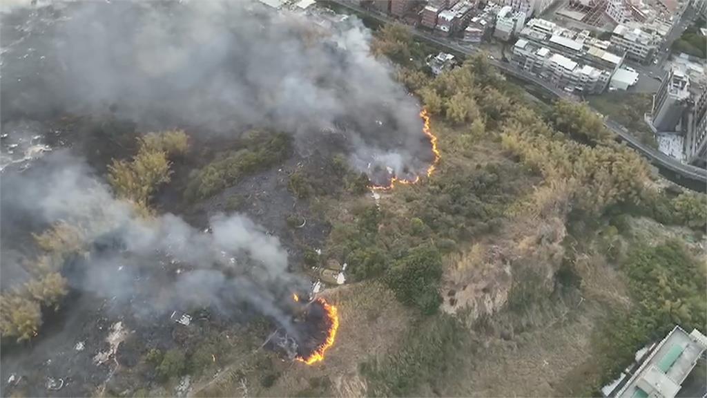 彰化八卦山公墓火燒山　強風助長火勢狂燒3公頃