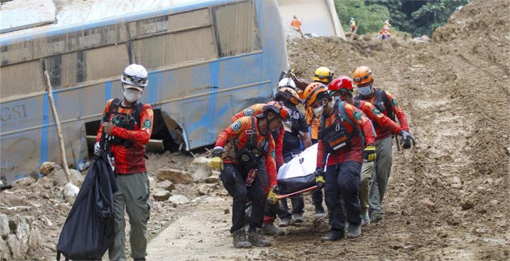菲律賓南部土石流 死亡數激增至54人、63人失蹤