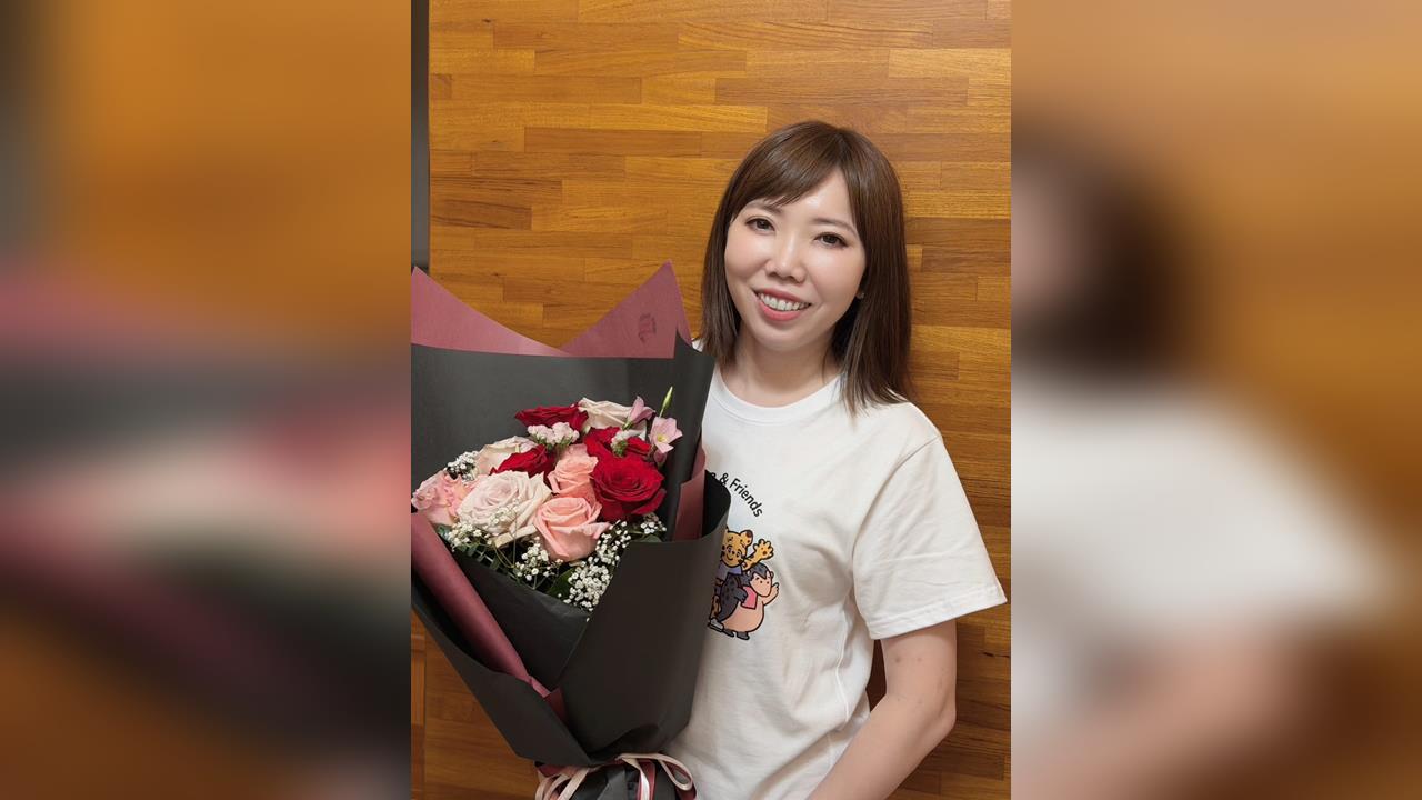 快新聞／深藍1重鎮遭打入？網曝眷村40年首見「綠布條」　律師議員喊感謝