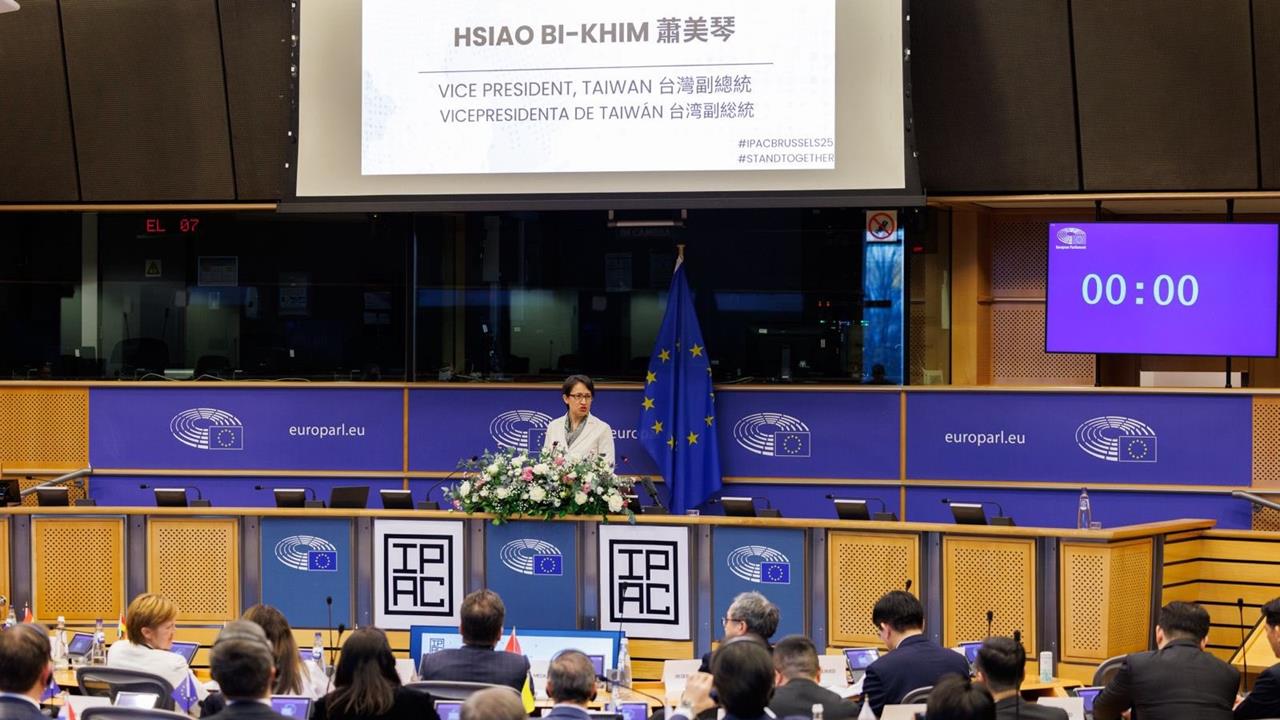 蕭美琴現身歐洲議會:全球繁榮仰賴強大自由的台灣