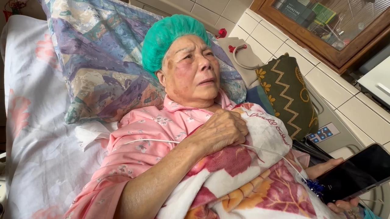 柯文哲宣判前「柯媽摔斷腿開刀」　臥床落淚：相信兒子