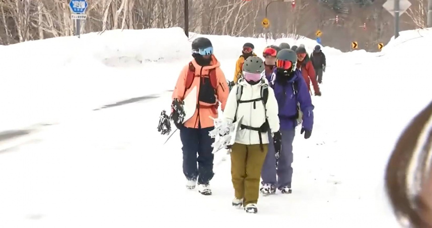 台灣15人「北海道登山遇雪崩」　4旬男遭掩埋意識不清送醫