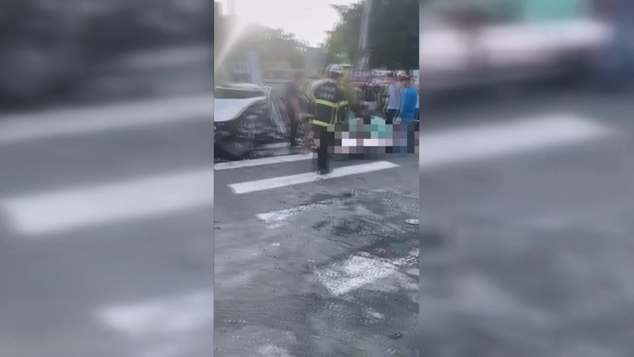 2個家庭破碎！　恆春特斯拉高速撞水泥車　再撞「4貼機車」釀1死7傷