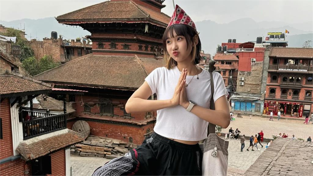 愛莉莎莎開賣瑜珈課「50小時吸7000人購買」！進帳破2300萬她認：半年前鋪陳