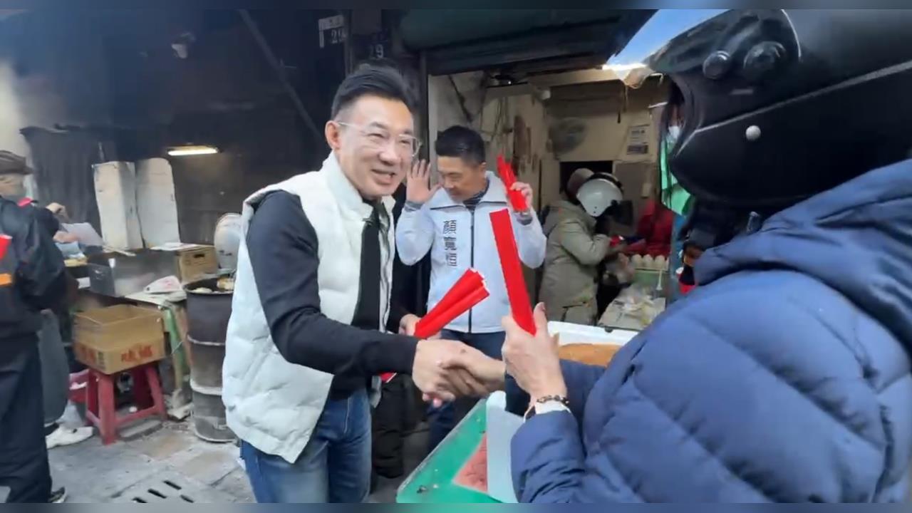 柯文哲.陳佩琪空降選台中？　綠營痛批別把台中當跳板