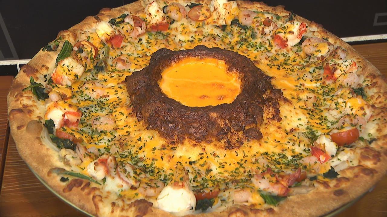 連鎖披薩聯手五星級飯店推新品　搶攻年夜飯商機