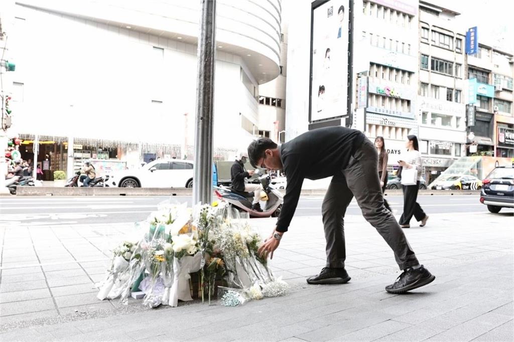 傳張文哥哥赴北車悼念余家昶　親筆信感謝余媽「將英雄帶來世上」