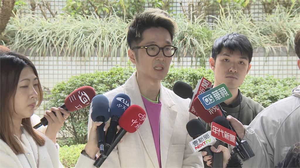 快新聞/打德州撲克惹議!徐巧芯夫宣布請辭獲准 溫朗東喊:比賽才剛開始