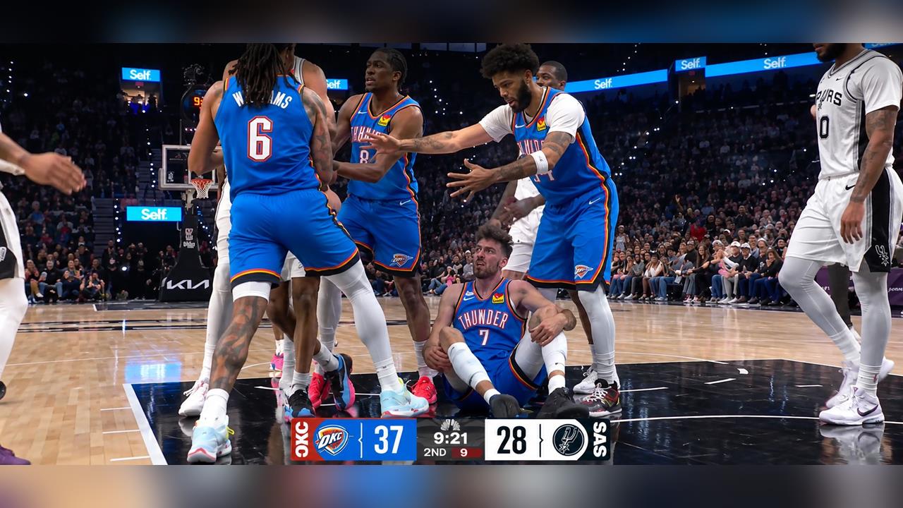 NBA(影)／191公分「狐狸」福克斯摔倒216公分長人！雷霆3個威廉斯竟全吃T