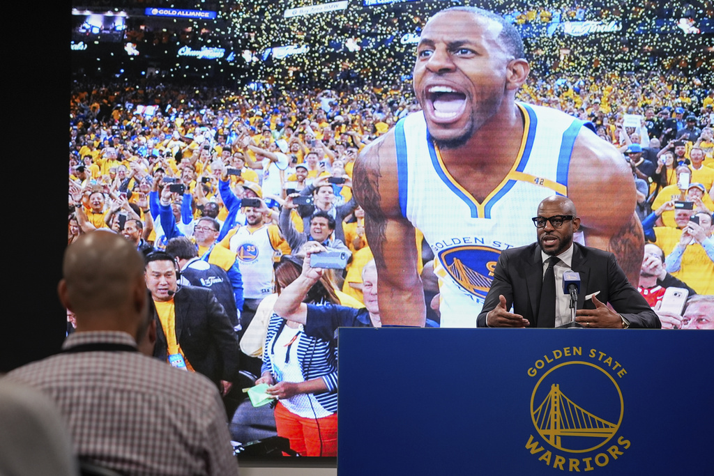 NBA(影)／勇士退休王朝建立大功臣背號　未來不會再有9號球員
