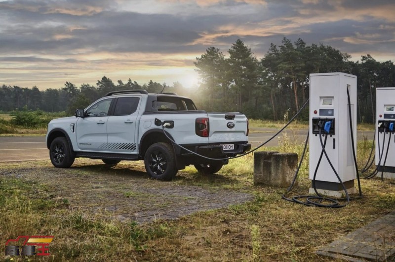 45 公里純電續航、綜效輸出 275 匹　全新 Ford Ranger PHEV 登場