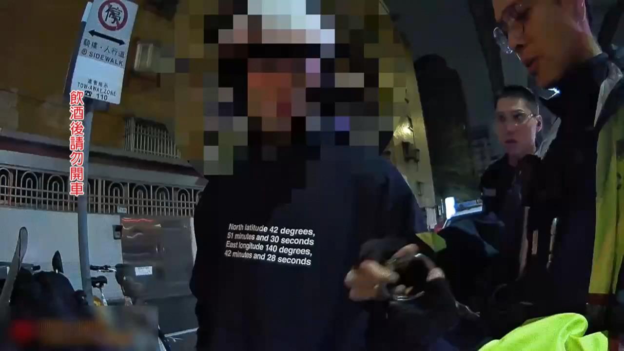 違規遭攔！「健身網紅」酒駕又襲警　秀傷勢反咬執法過當