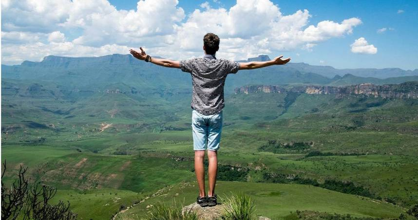 12星座10月運勢搶先看!天秤留意情緒起伏 雙魚感情運爆發