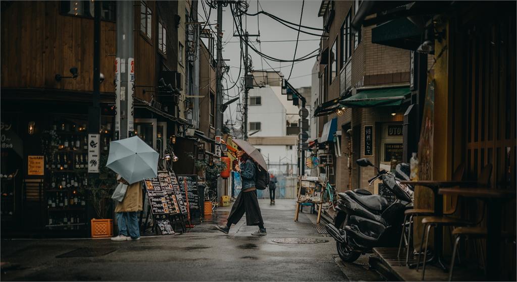 快新聞／東京陽性篩檢率從25%降至3.5%宣布解封　林氏璧：疫苗起功效