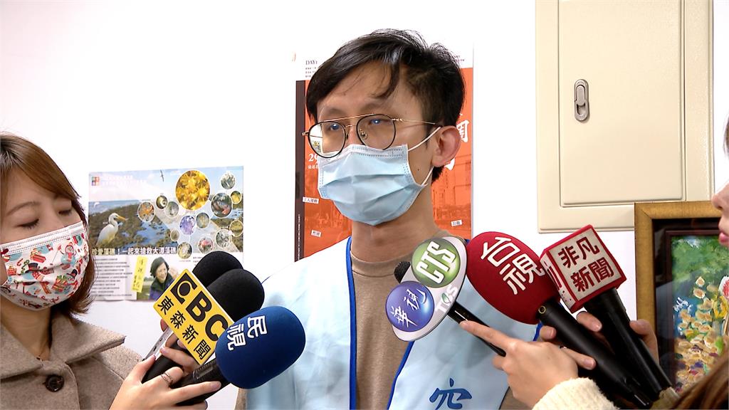 紐籍機師害慘航空界！空服員穿制服搭捷運遭拒　