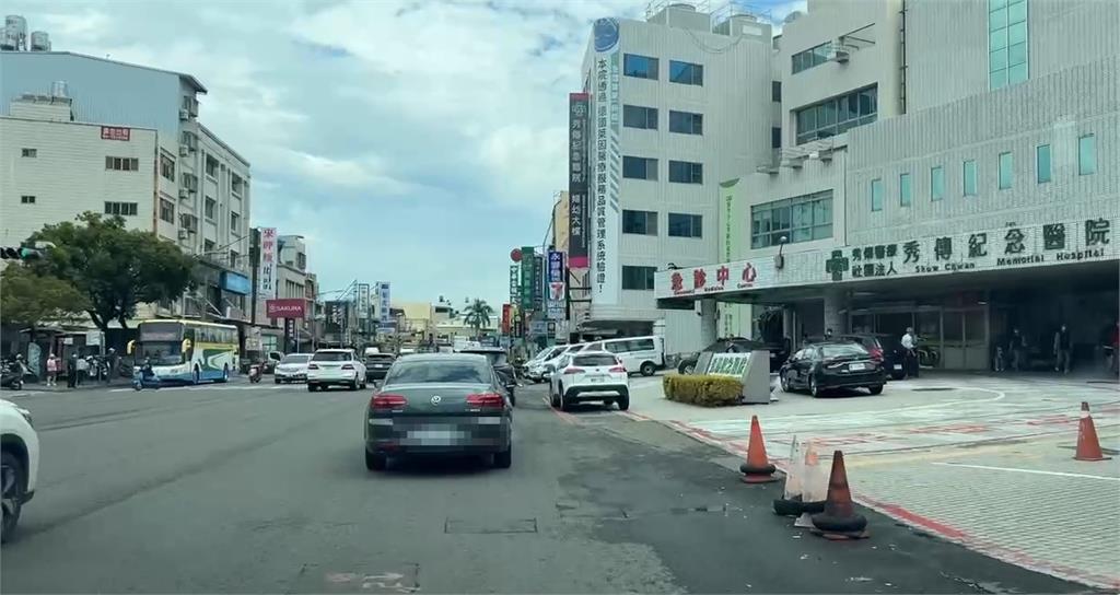 濫用警力？男心臟不適友人開車送醫　還「挑醫院」要警車開道