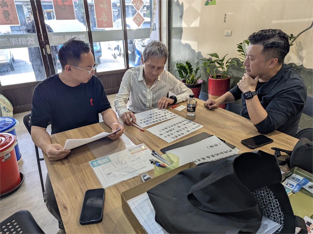 快新聞／罷免傅崐萁連署書格式有誤「張志豪放大絕」　邀「葉霸」溫情喊話
