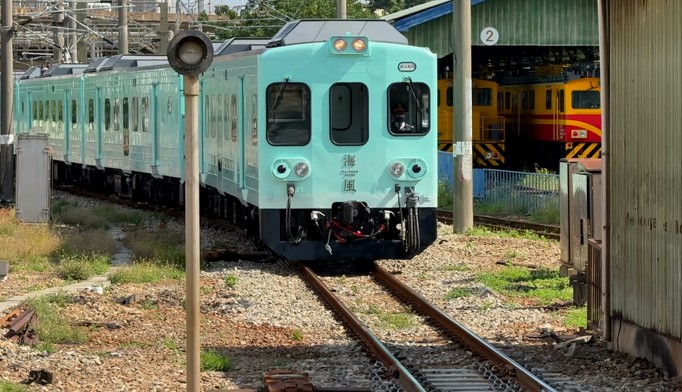 全新甜點觀光列車「海風號」來了　視覺味蕾雙重享受